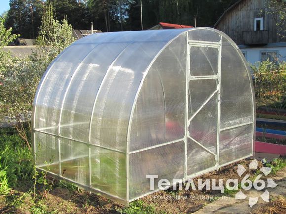 Теплица Рада 3М из поликарбоната, ширина 3 м